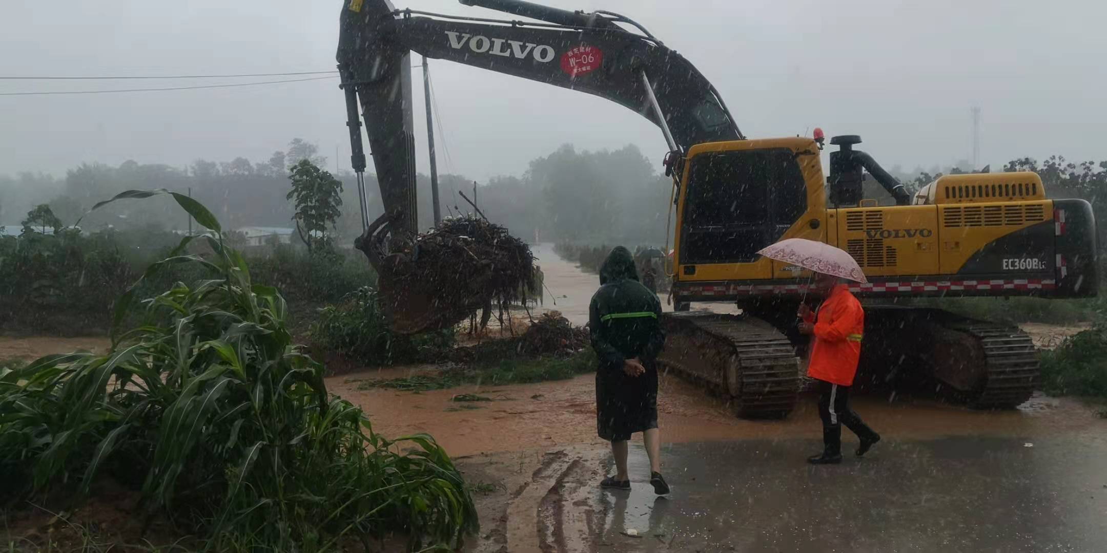 宏大人心系河南∣風(fēng)雨面前，我們一起扛！